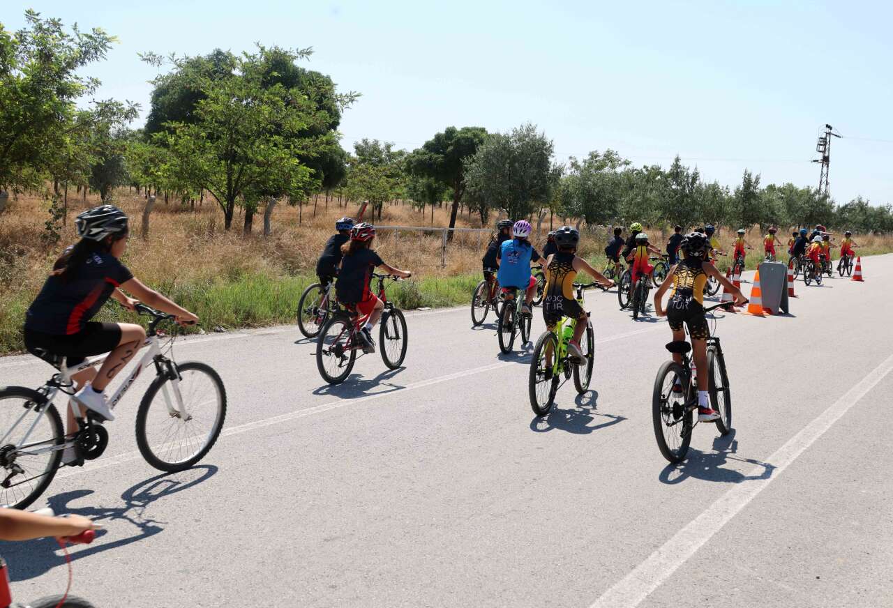 Konya'da duatlon heyecanı! Sporcular Karatay'da kıyasıya yarıştı 2